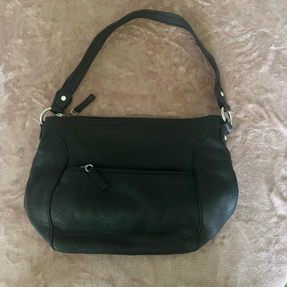 Danier Handbags - Danier Black Leather Purse - Shoulder Bag